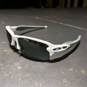 Oakley Flak 2.0